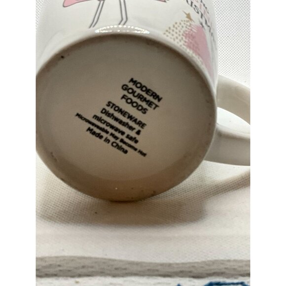 "I'm Dreaming Of A Pink Christmas" Flamingo Mug - Ceramic Holiday Coffee Cup - Picture 7 of 8